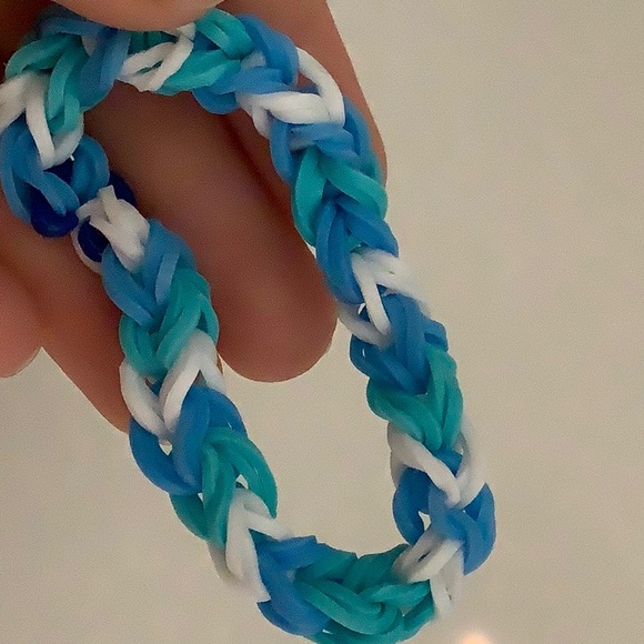 Aqua bracelet - Picture 2 of 3